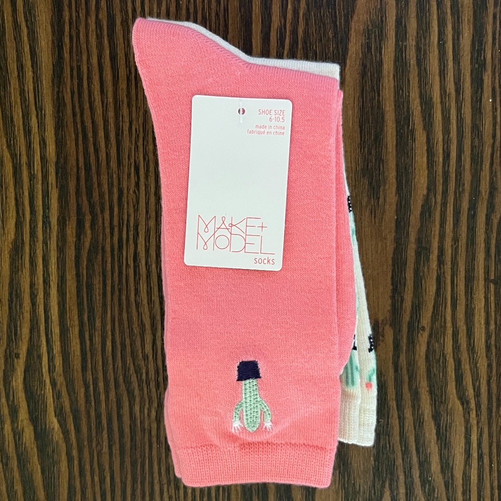 2 pairs of NWT [MAKE + MODEL] Crew Socks with Cactus Designs